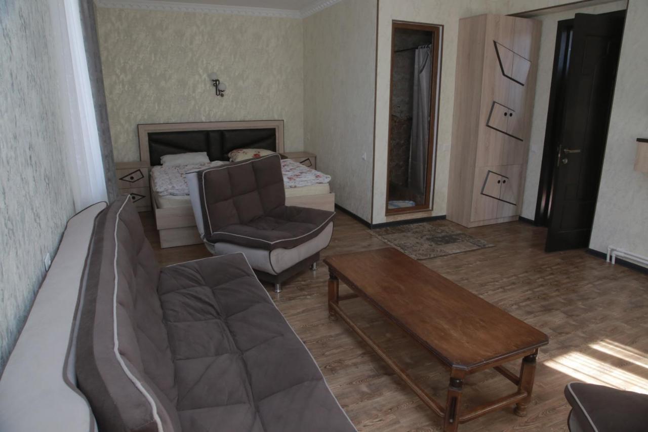 Fish Hotel Akhalkalaki Zewnętrze zdjęcie