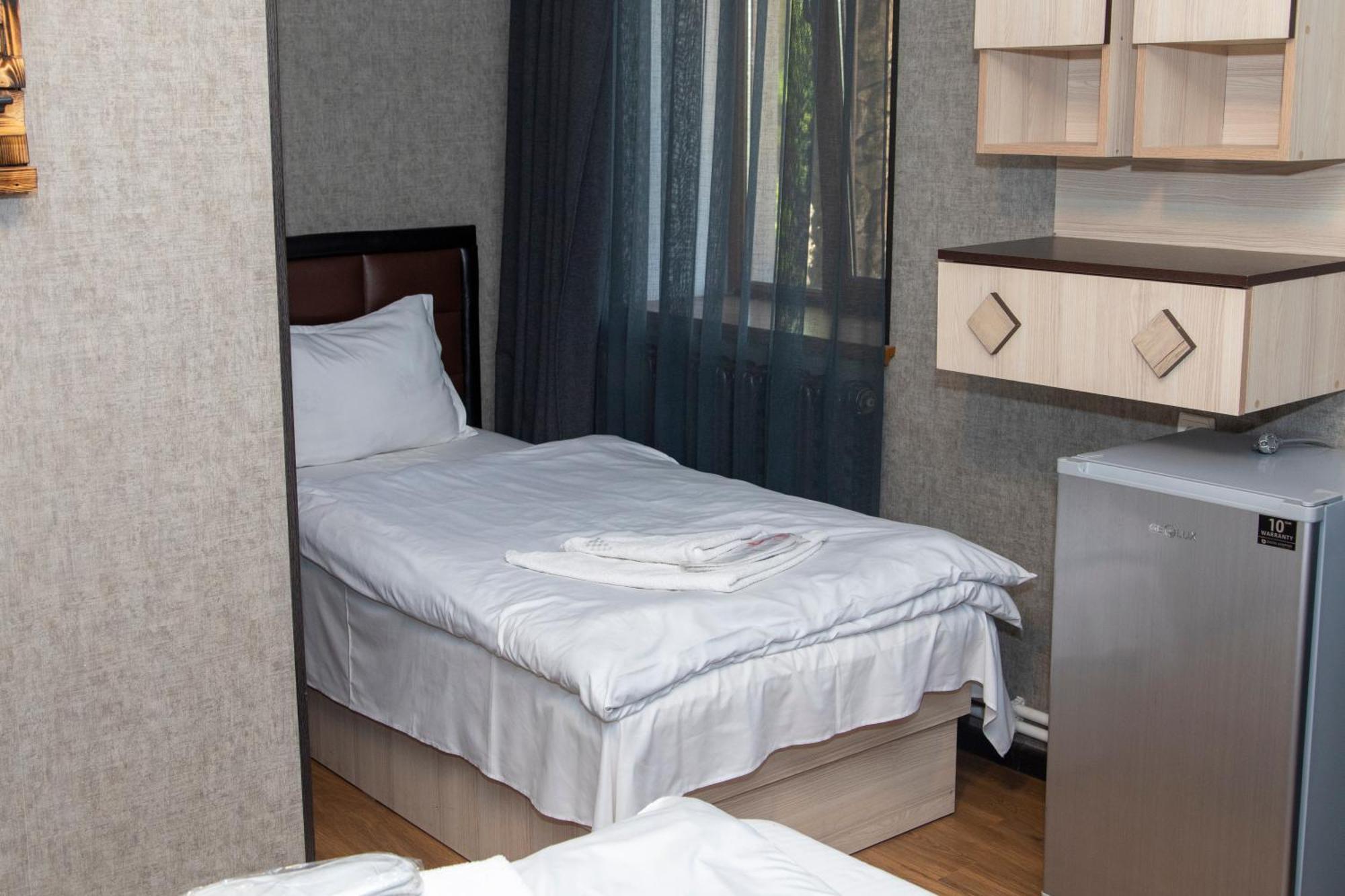 Fish Hotel Akhalkalaki Zewnętrze zdjęcie
