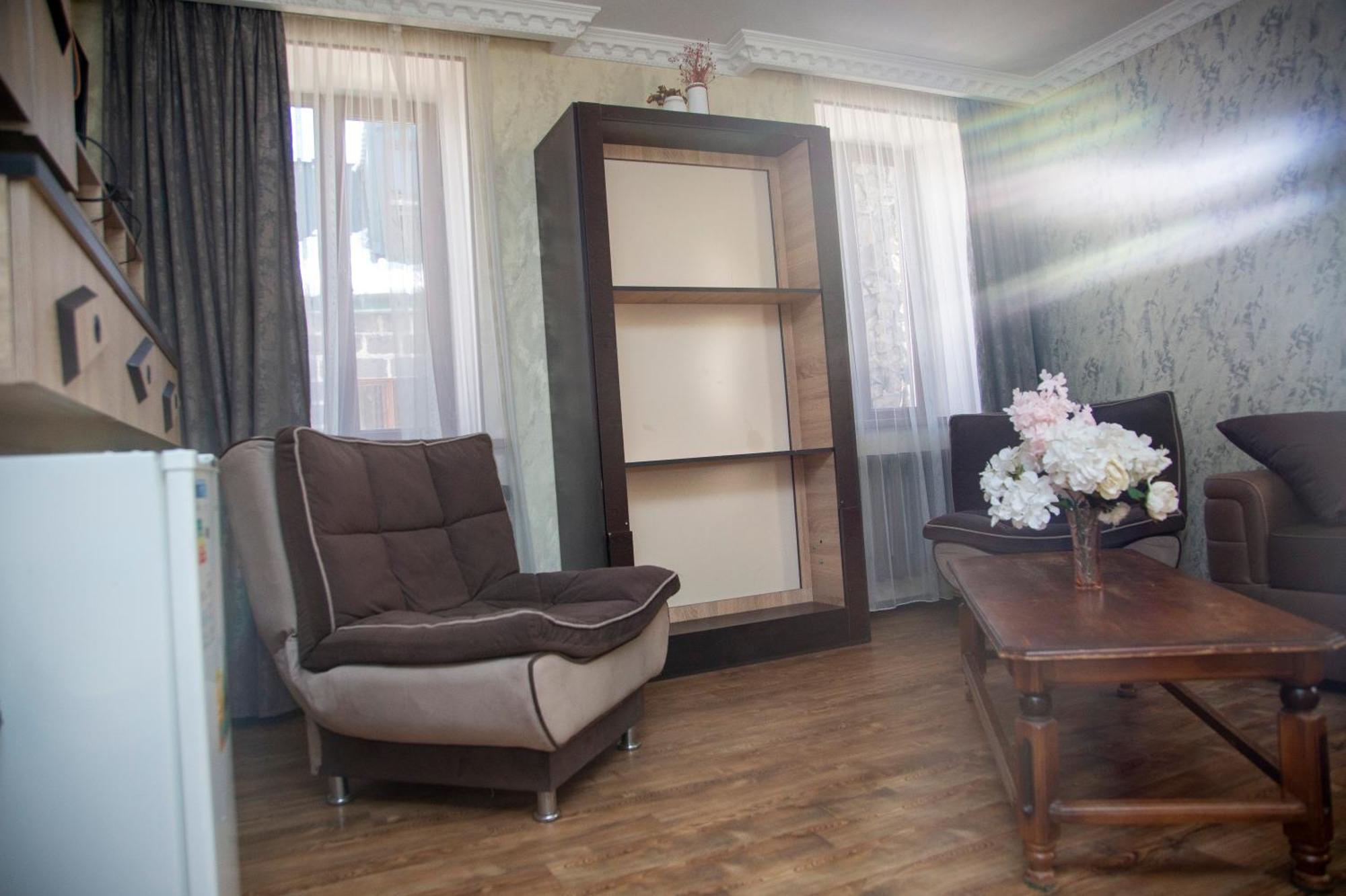 Fish Hotel Akhalkalaki Zewnętrze zdjęcie