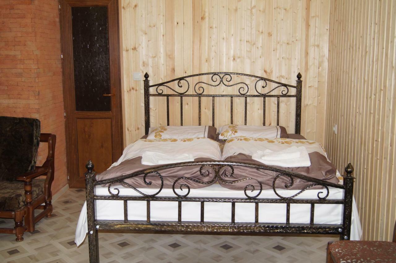 Fish Hotel Akhalkalaki Zewnętrze zdjęcie