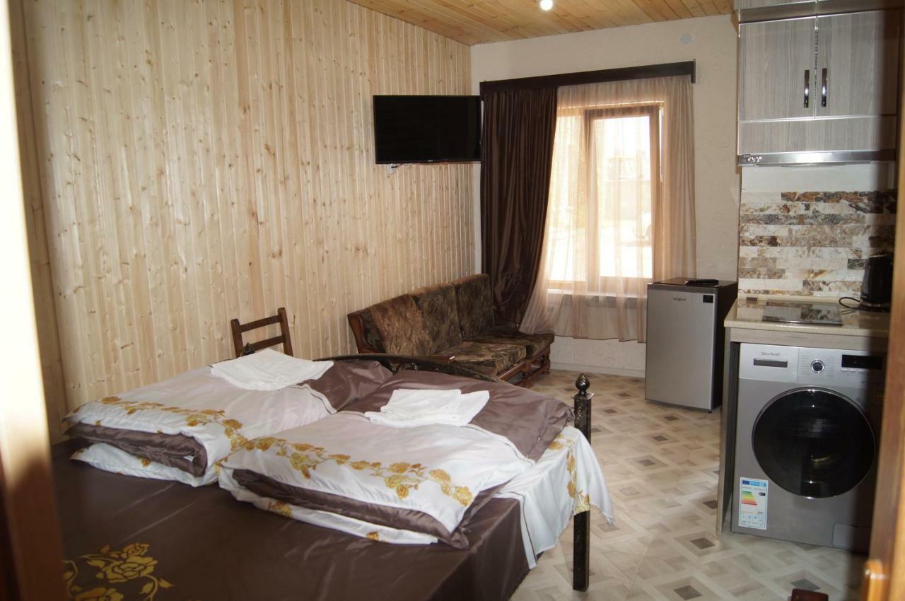 Fish Hotel Akhalkalaki Zewnętrze zdjęcie